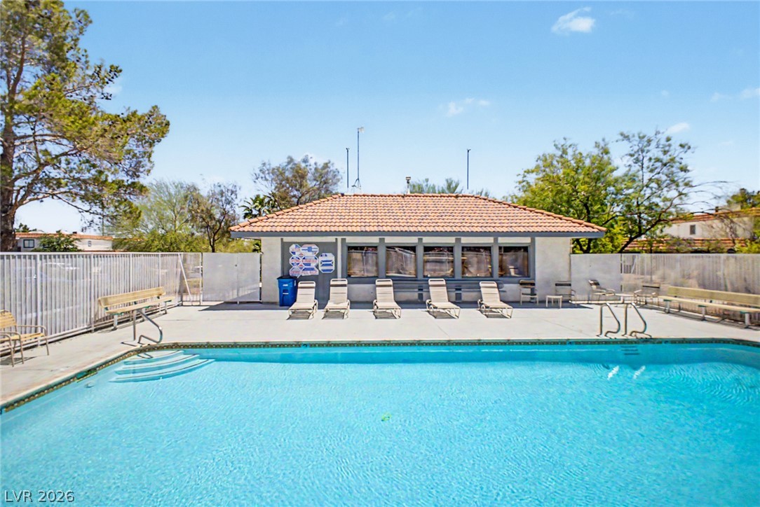 929 Willow Tree Drive D Las Vegas NV 89128