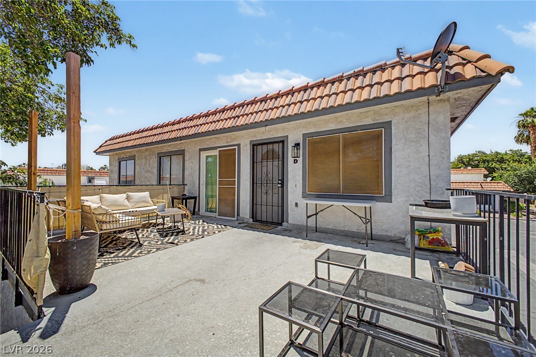 929 Willow Tree Drive D Las Vegas NV 89128
