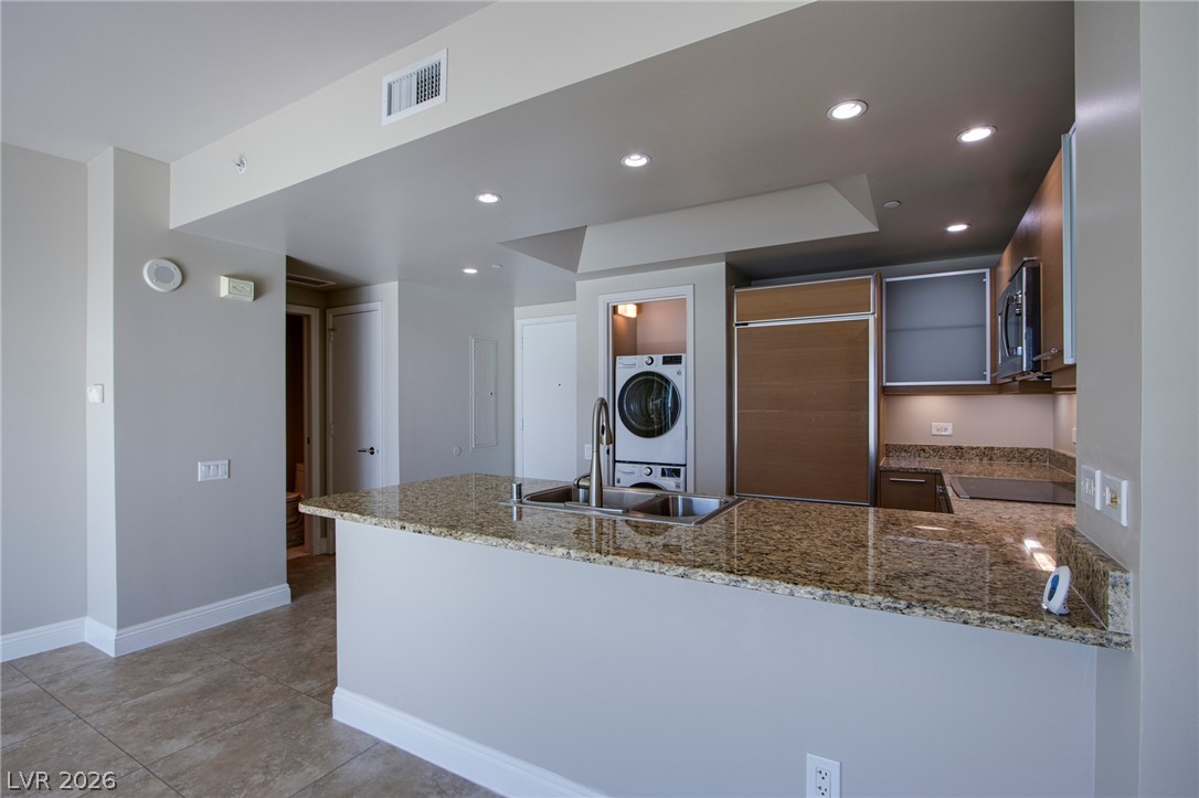 222 Karen Avenue 2303 Las Vegas NV 89109