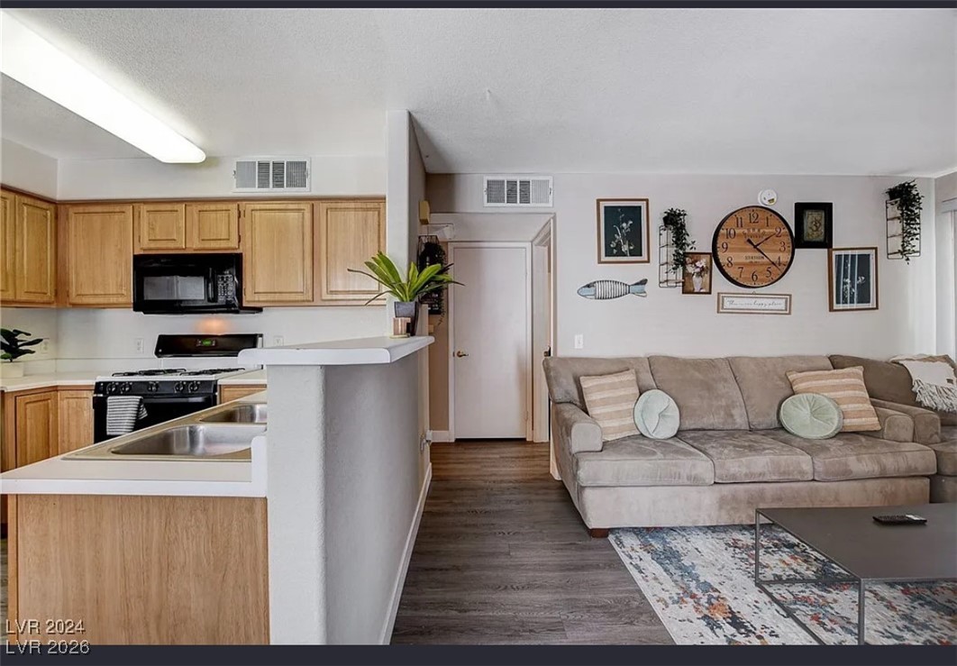 5710 East Tropicana Avenue 1093 Las Vegas NV 89122
