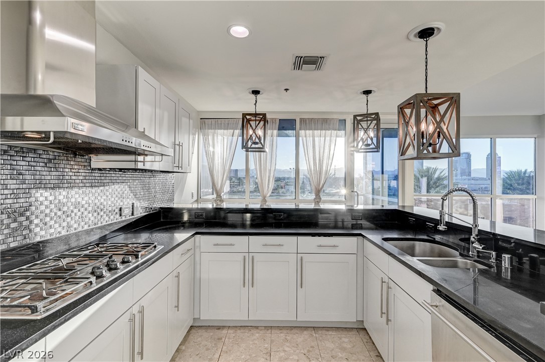 4575 Dean Martin Drive 406 Las Vegas NV 89103