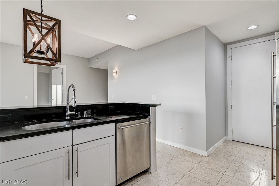4575 Dean Martin Drive 406 Las Vegas NV 89103