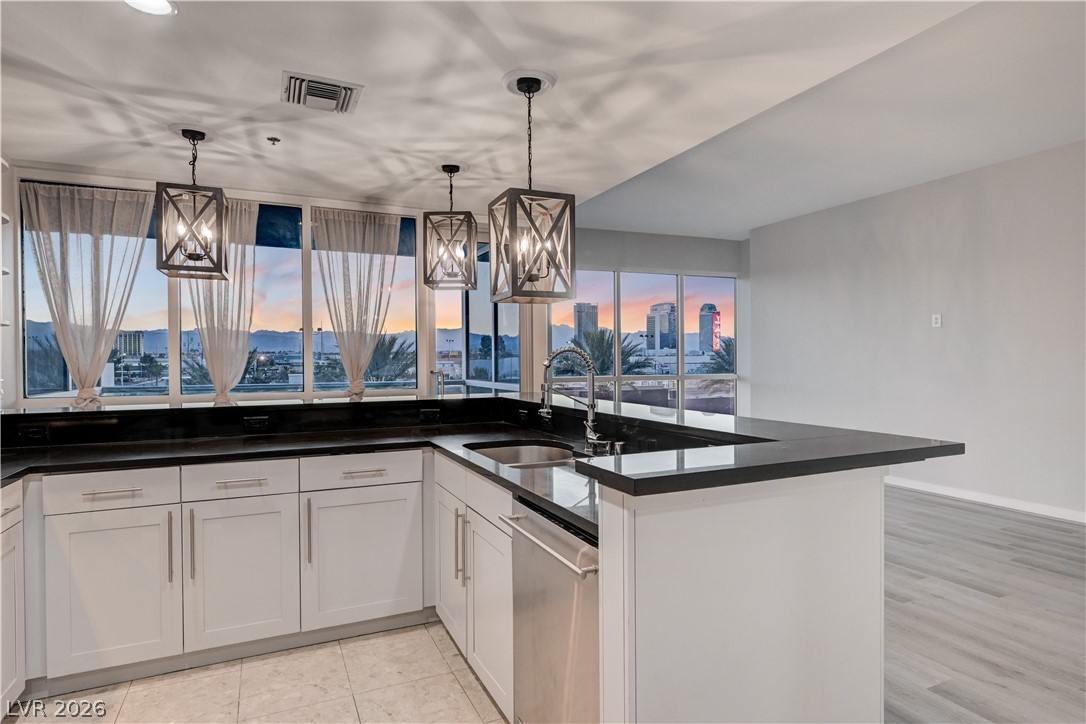 4575 Dean Martin Drive 406 Las Vegas NV 89103