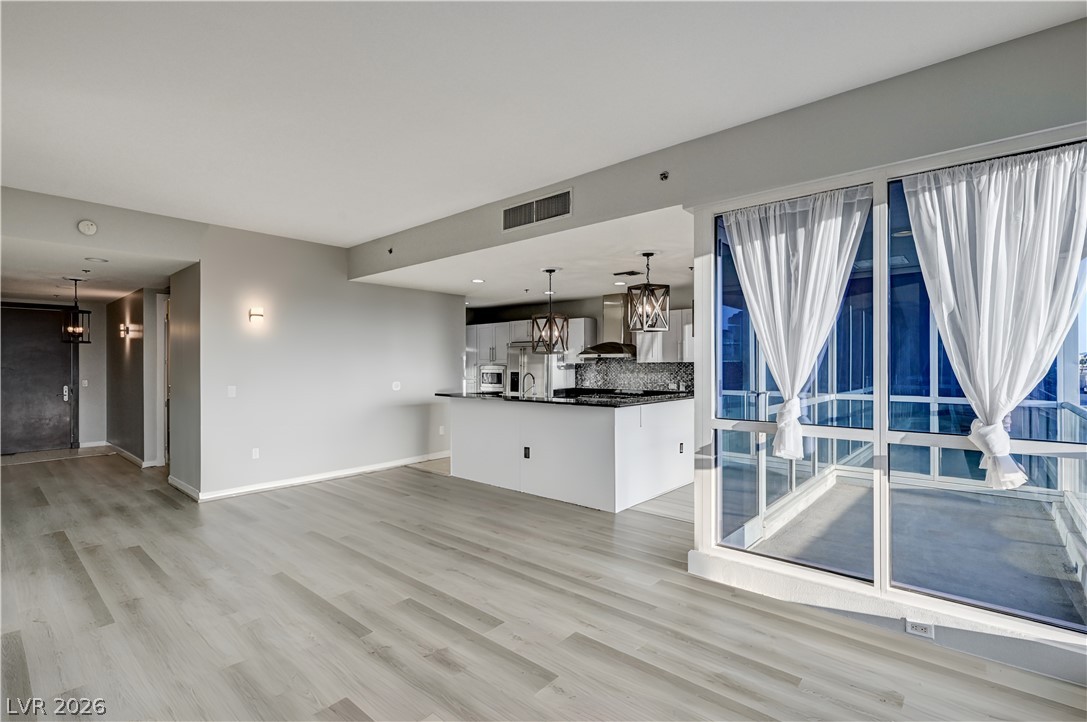 4575 Dean Martin Drive 406 Las Vegas NV 89103