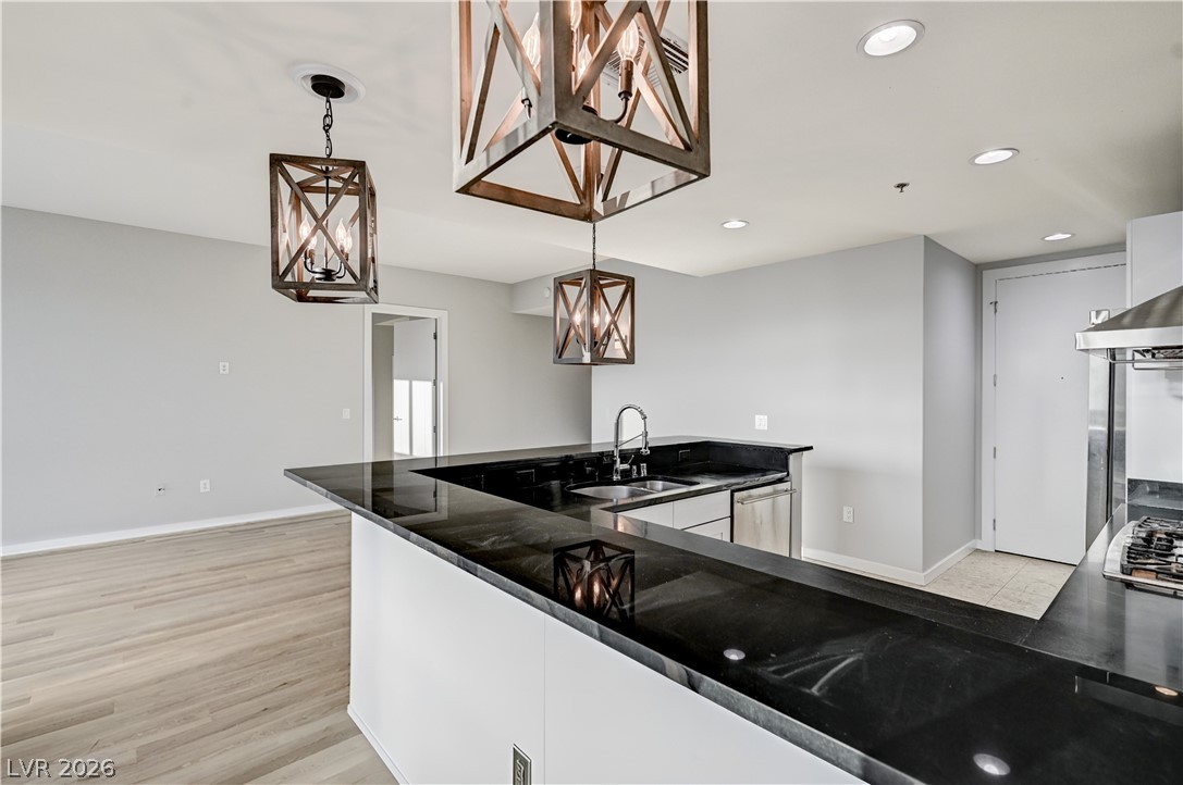 4575 Dean Martin Drive 406 Las Vegas NV 89103