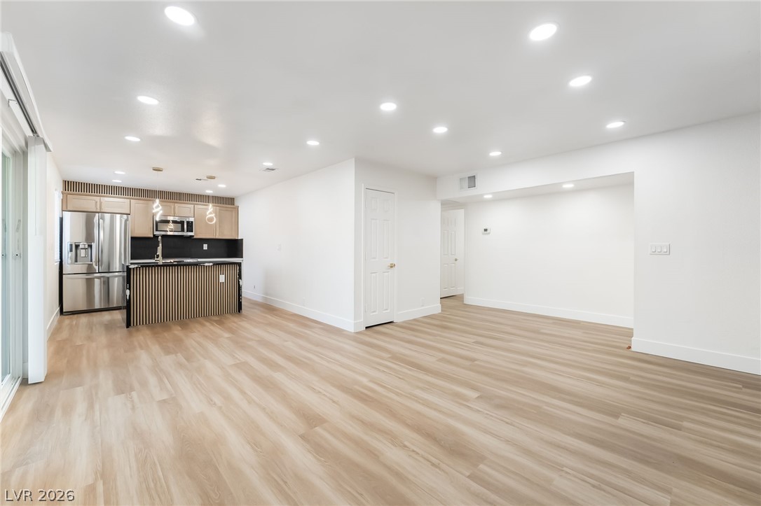 5332 River Glen Drive 400 Las Vegas NV 89103