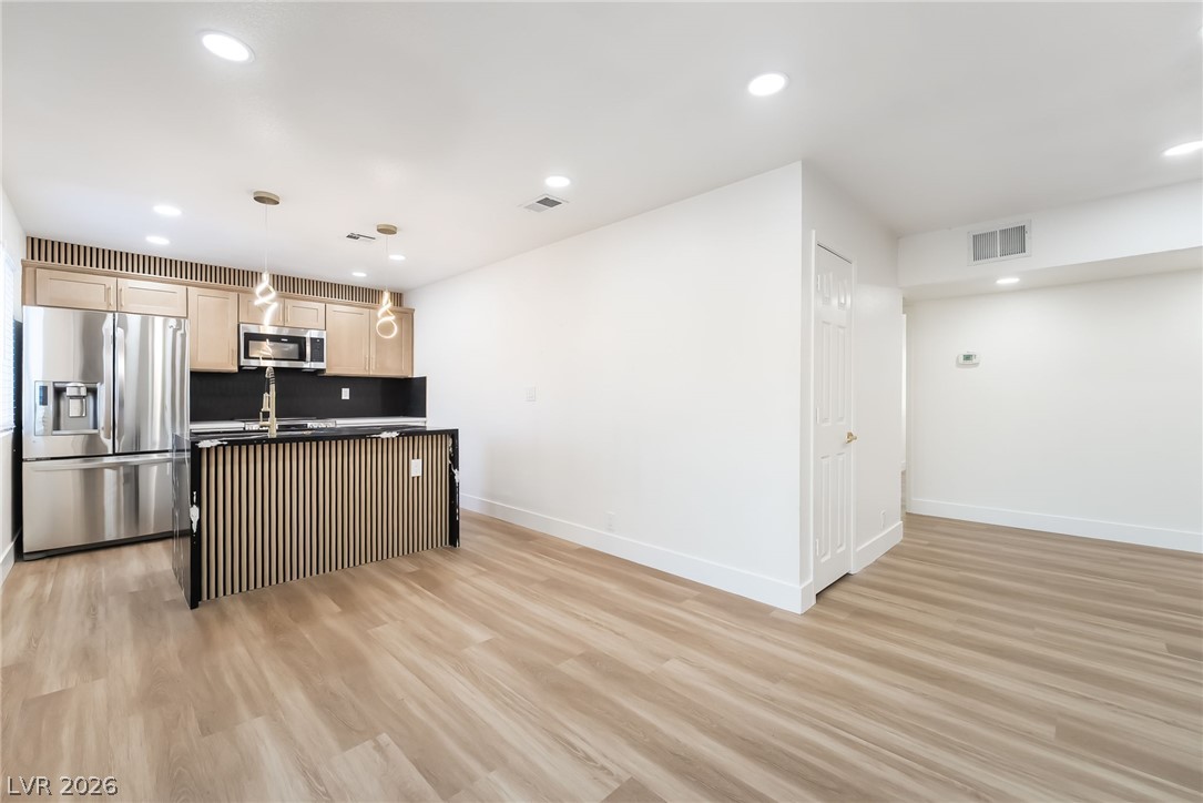 5332 River Glen Drive 400 Las Vegas NV 89103
