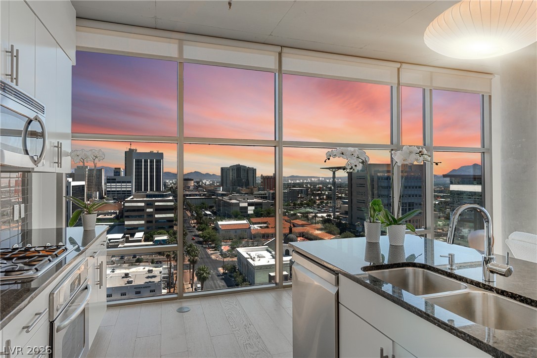 353 East Bonneville Avenue 1305 Las Vegas NV 89101