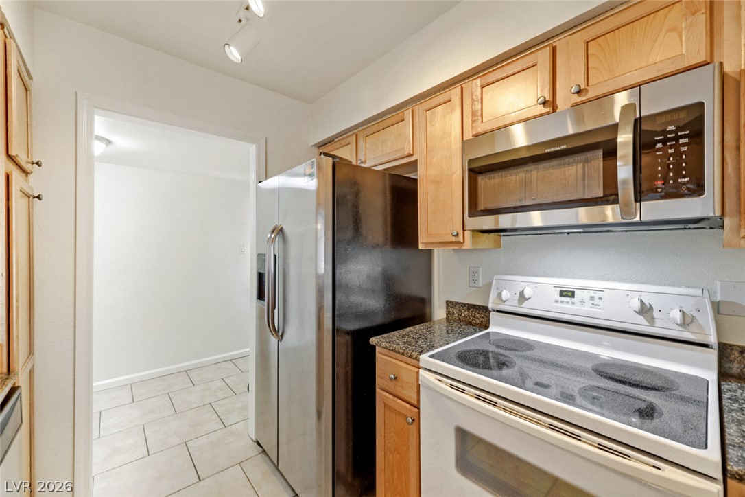 769 Oakmont Avenue 403 Las Vegas NV 89109