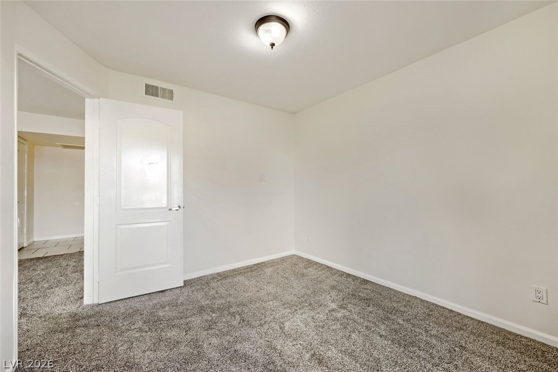 769 Oakmont Avenue 403 Las Vegas NV 89109