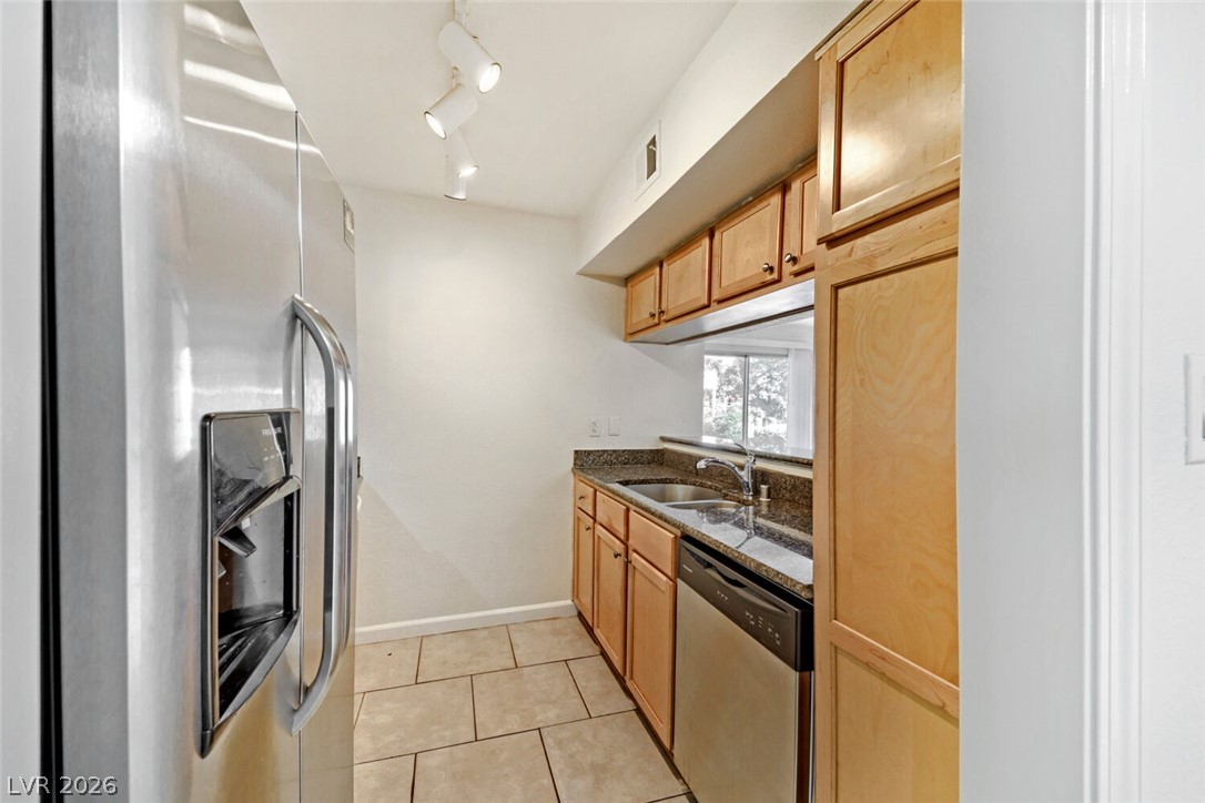 769 Oakmont Avenue 403 Las Vegas NV 89109