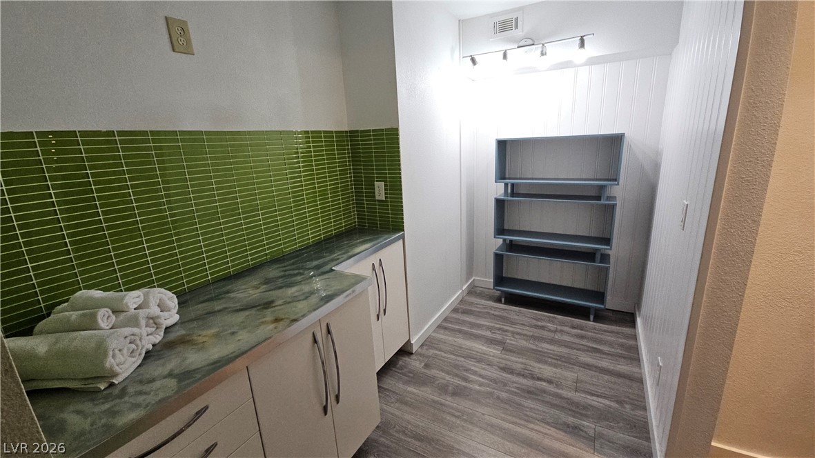 1701 East Katie Avenue 33 Las Vegas NV 89119