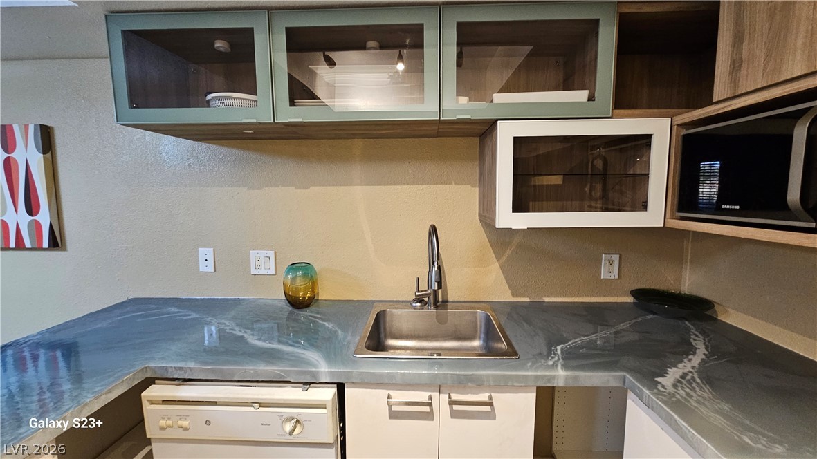 1701 East Katie Avenue 33 Las Vegas NV 89119