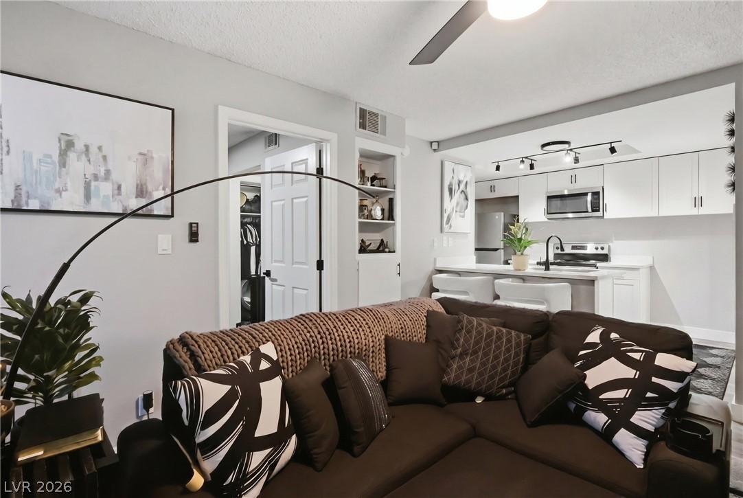 4321 Gannet Circle 199 Las Vegas NV 89103
