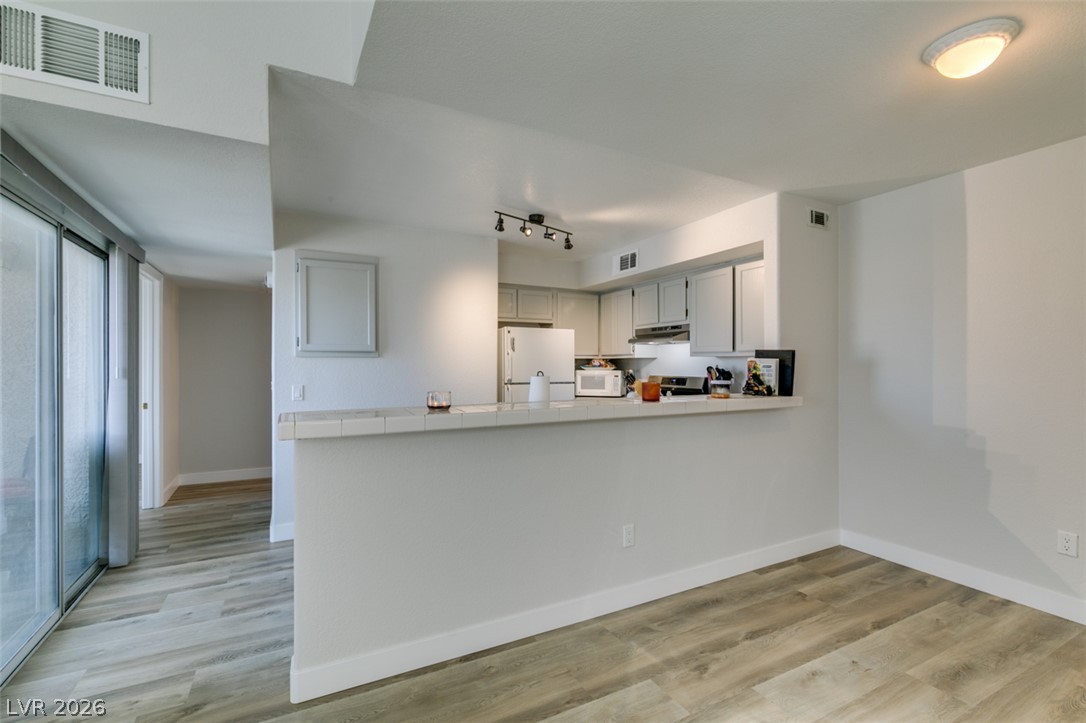 2251 Wigwam Parkway 723 Henderson NV 89074