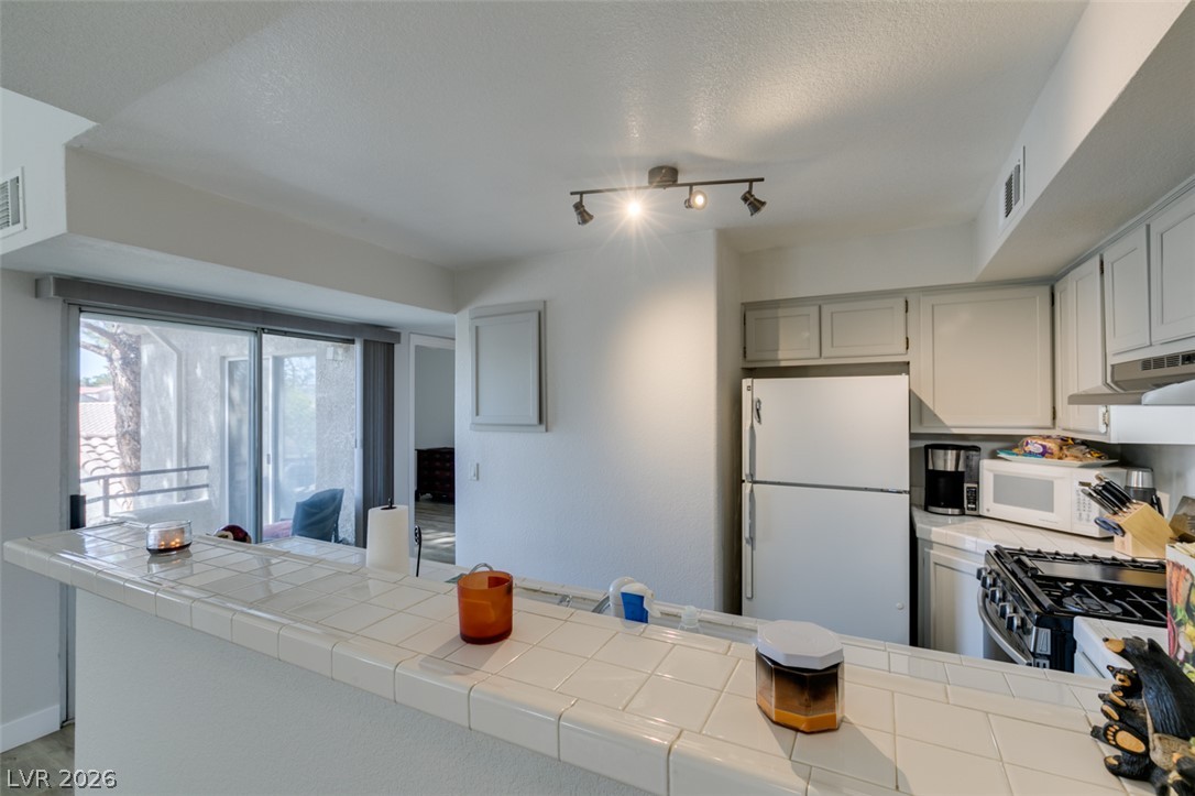 2251 Wigwam Parkway 723 Henderson NV 89074