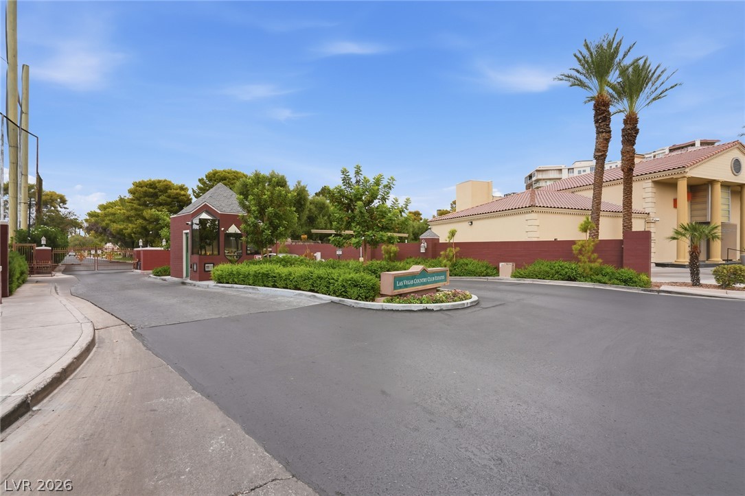 3045 Pinehurst Drive B Las Vegas NV 89109