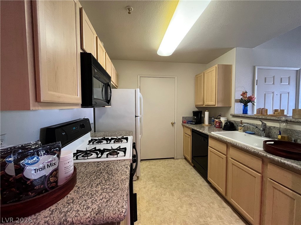 950 Seven Hills Drive 2425 Henderson NV 89052