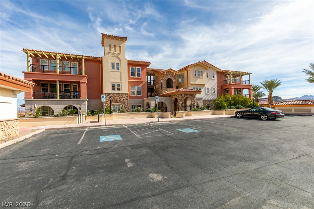 64 Strada Principale 104 Henderson NV 89011