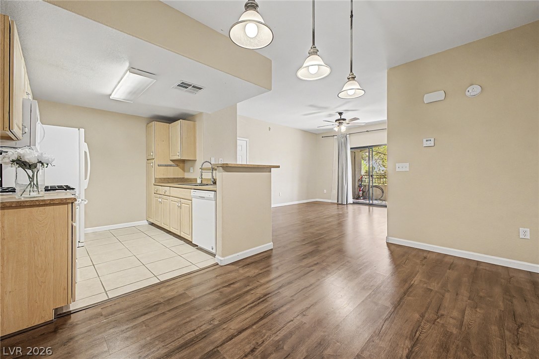 8250 North Grand Canyon Drive 2179 Las Vegas NV 89166
