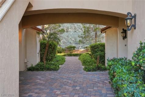 19 Strada Di Circolo - Henderson NV 89011