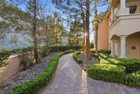 19 Strada Di Circolo - Henderson NV 89011