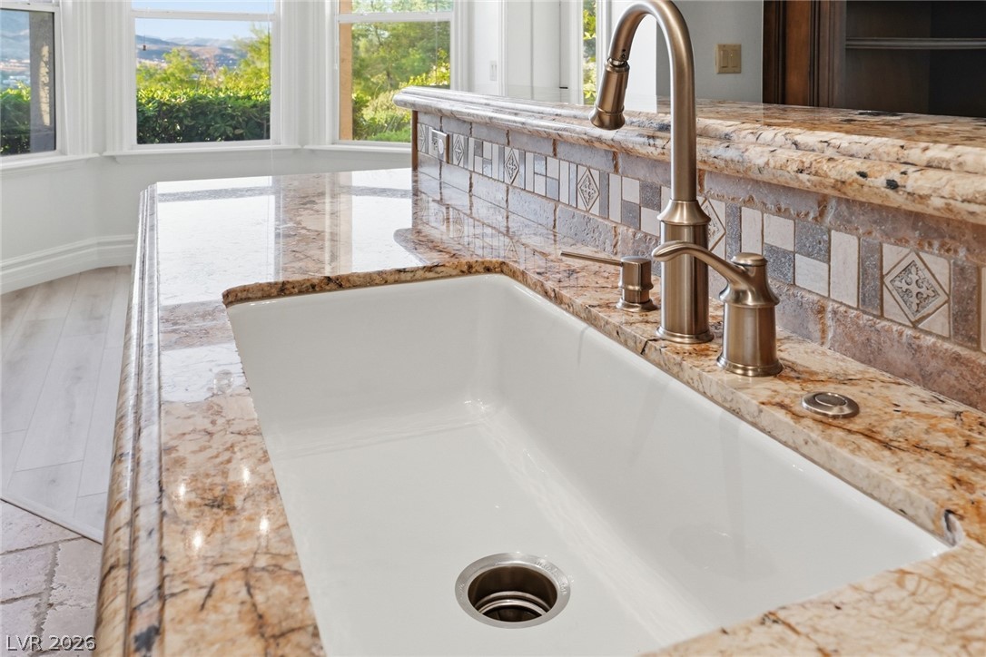 19 Strada Di Circolo - Henderson NV 89011