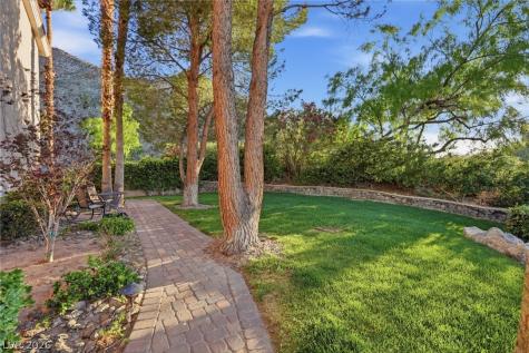 19 Strada Di Circolo - Henderson NV 89011