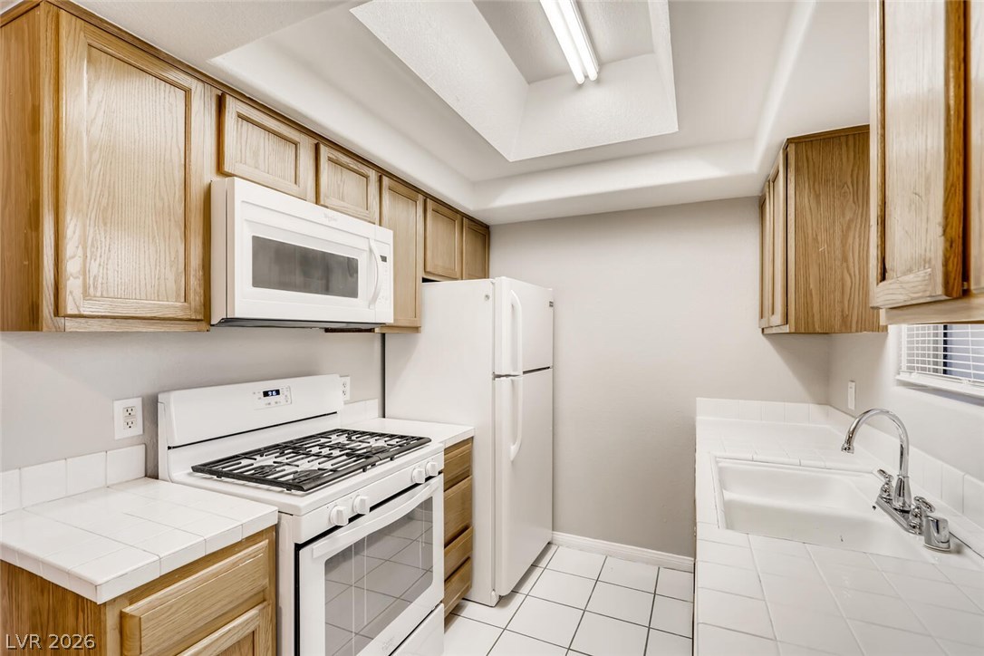 8425 Running Deer Avenue 102 Las Vegas NV 89145