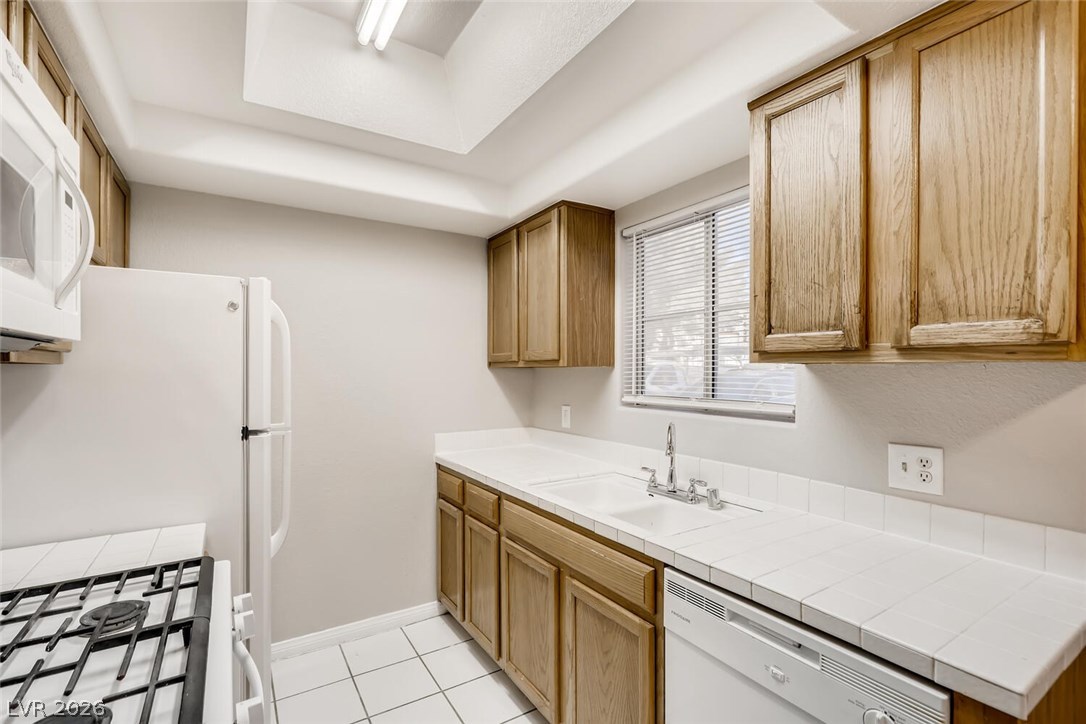 8425 Running Deer Avenue 102 Las Vegas NV 89145