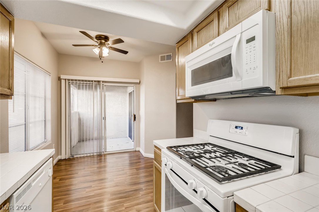 8425 Running Deer Avenue 102 Las Vegas NV 89145