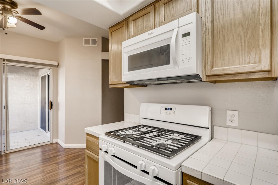 8425 Running Deer Avenue 102 Las Vegas NV 89145