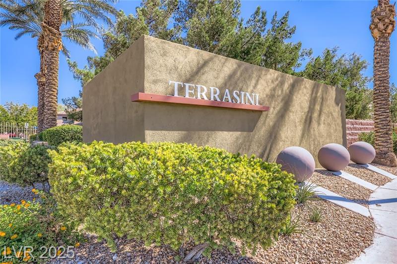 6630 Flaminian Ln Lane 204 North Las Vegas NV 89084