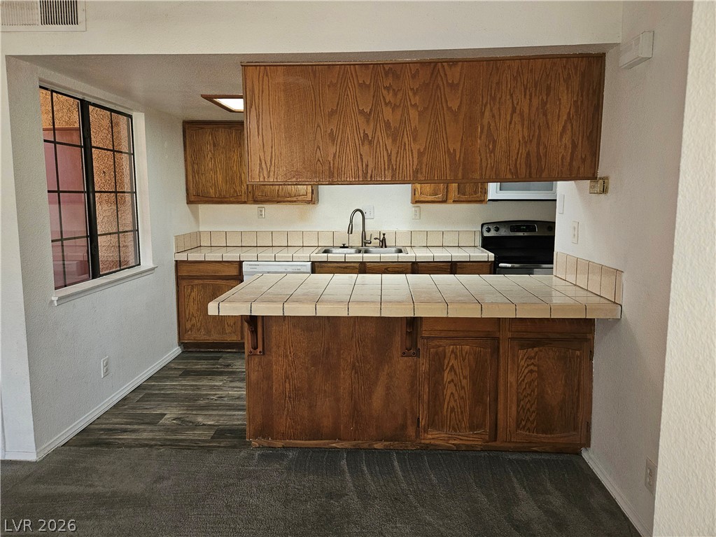 4121 Gannet Circle 412 Las Vegas NV 89103