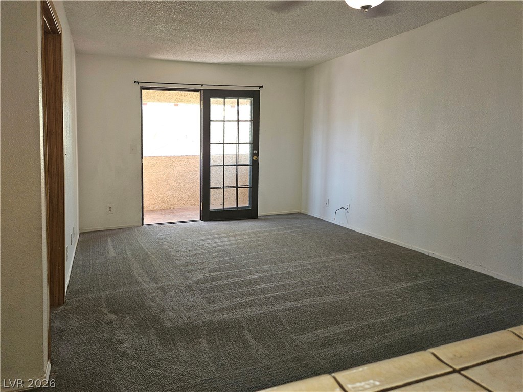 4121 Gannet Circle 412 Las Vegas NV 89103