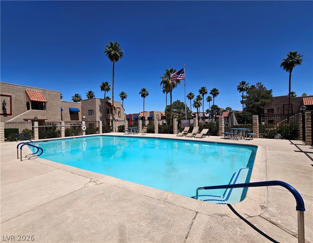 4121 Gannet Circle 412 Las Vegas NV 89103