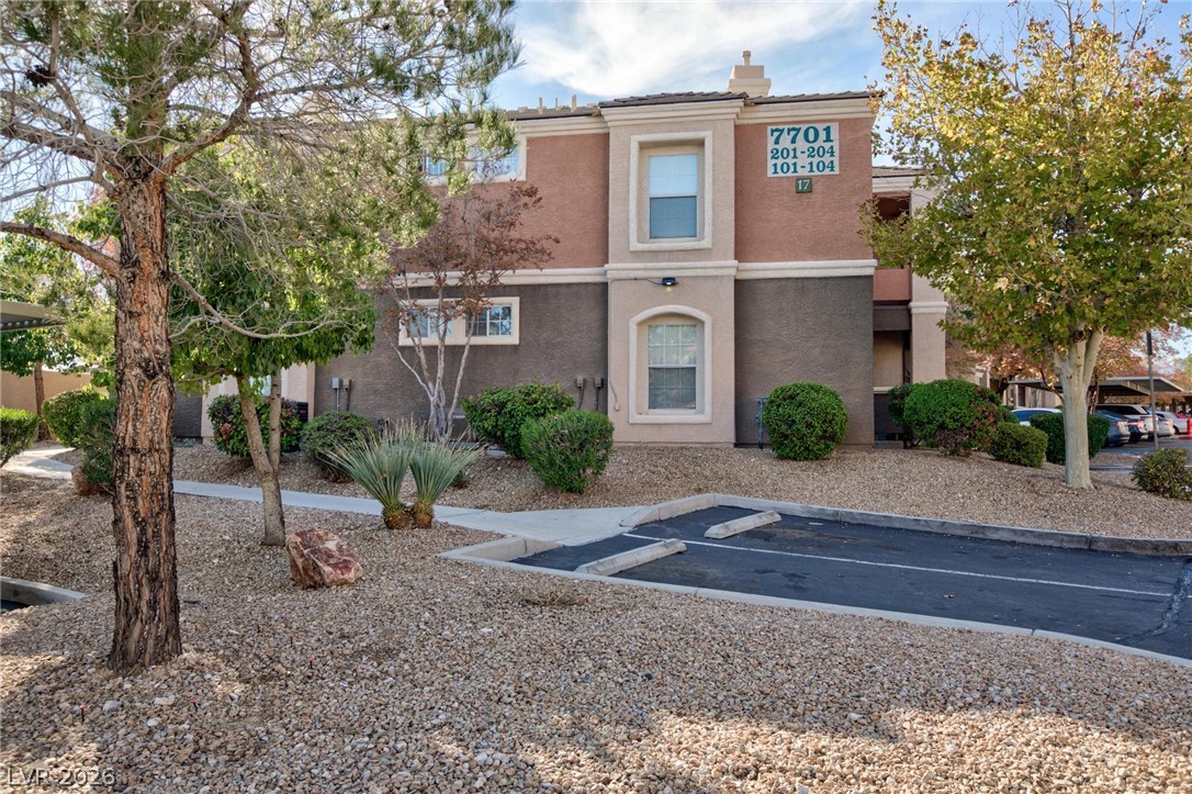 7701 Himalayas Avenue 204 Las Vegas NV 89128