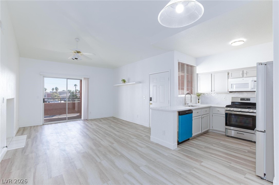 7701 Himalayas Avenue 204 Las Vegas NV 89128