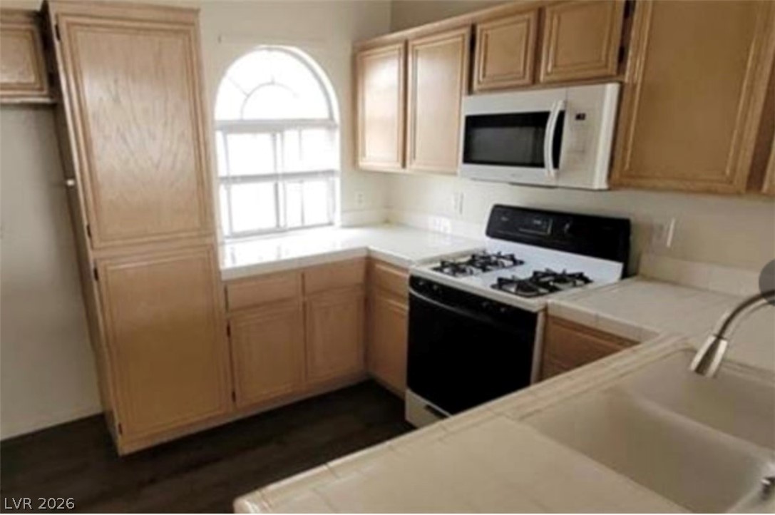 3125 North Buffalo Drive 2104 Las Vegas NV 89128