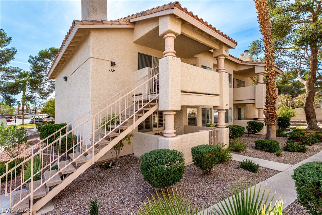 1325 Pinto Rock Lane 102 Las Vegas NV 89128
