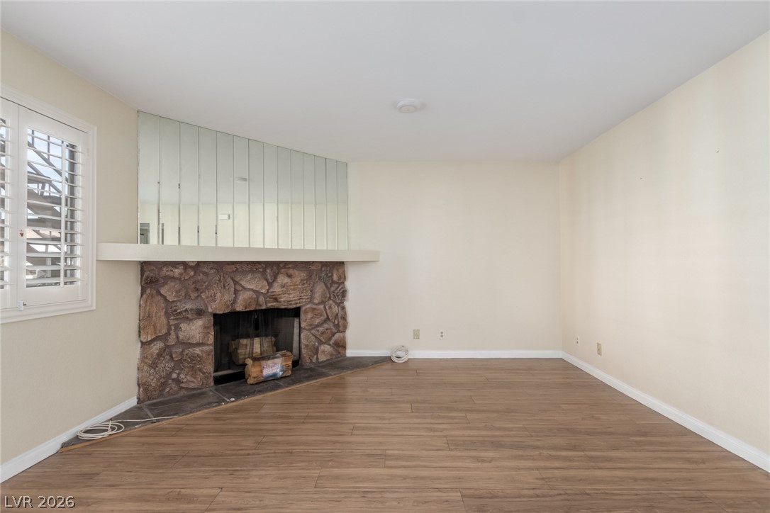1325 Pinto Rock Lane 102 Las Vegas NV 89128