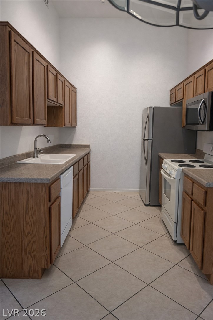 2305 West Horizon Ridge Parkway 1523 Henderson NV 89052