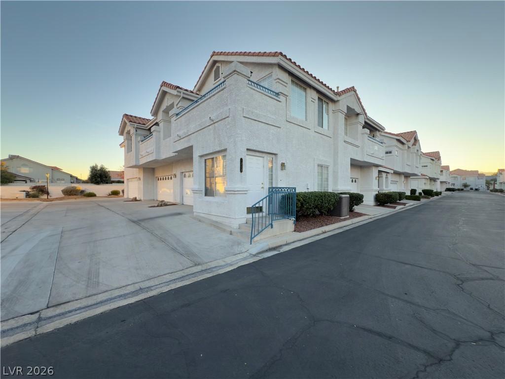 5201 South Torrey Pines Drive 1239 Las Vegas NV 89118