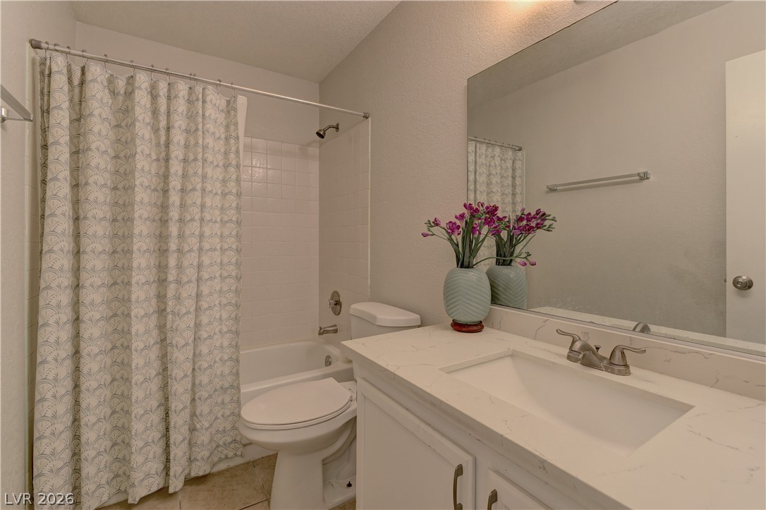912 Falconhead Lane 201 Las Vegas NV 89128