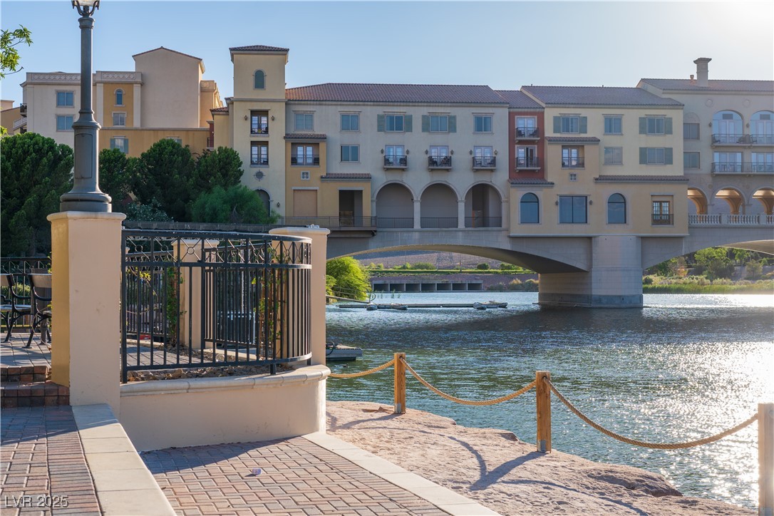 30 Strada Di Villaggio 617 Henderson NV 89011