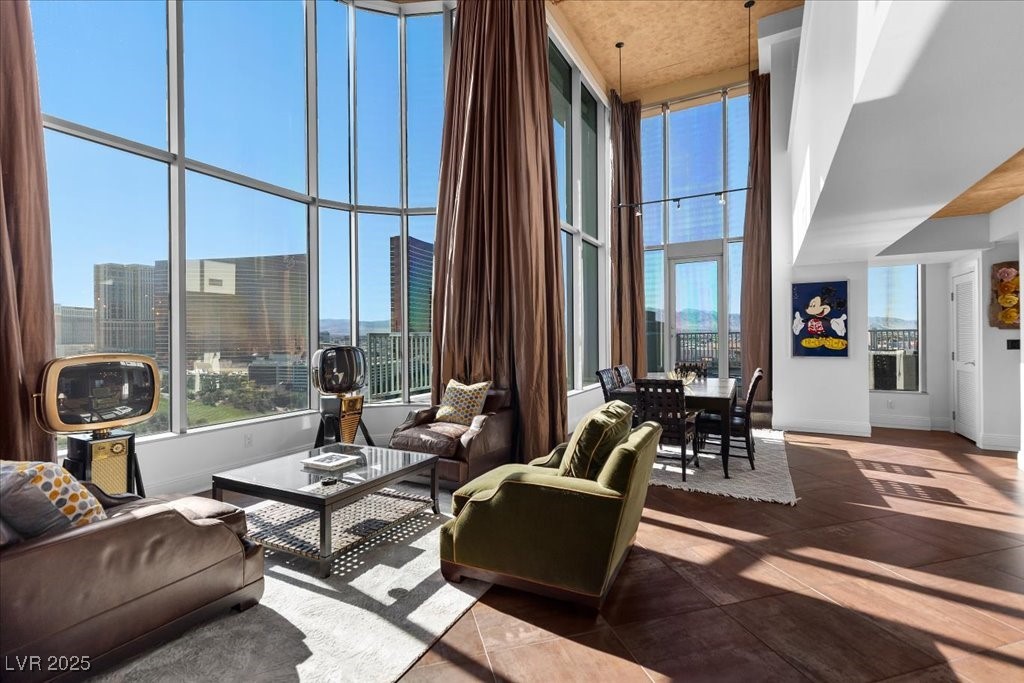 360 East Desert Inn Road 1903 Las Vegas NV 89109