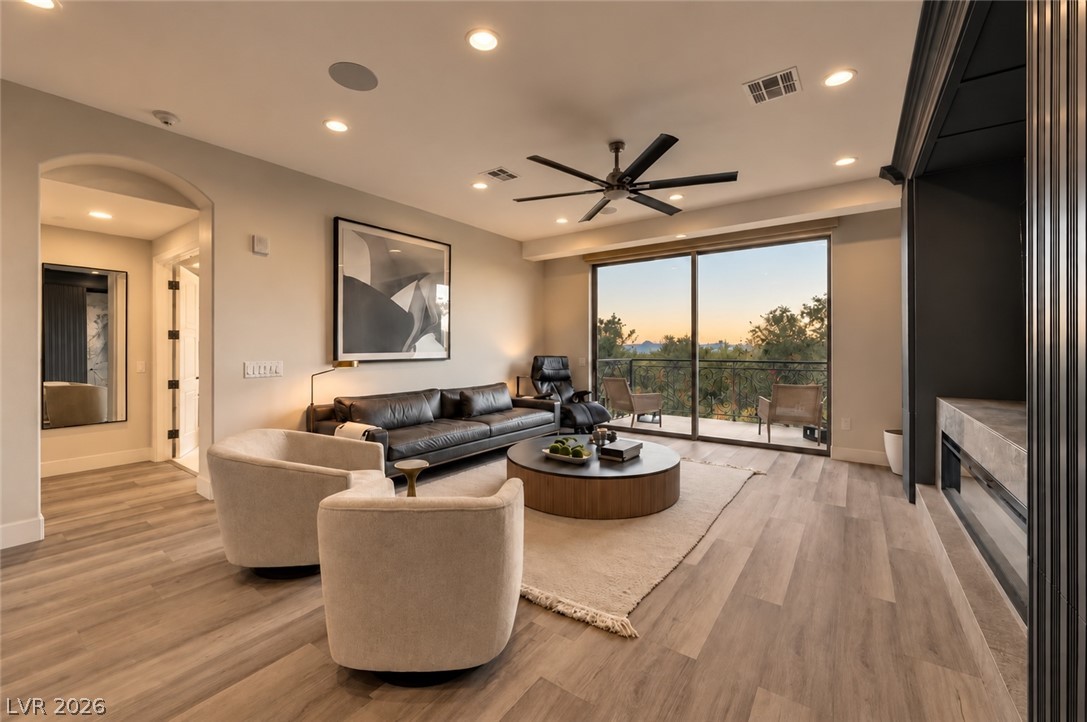 9101 Alta Drive 11 Las Vegas NV 89145