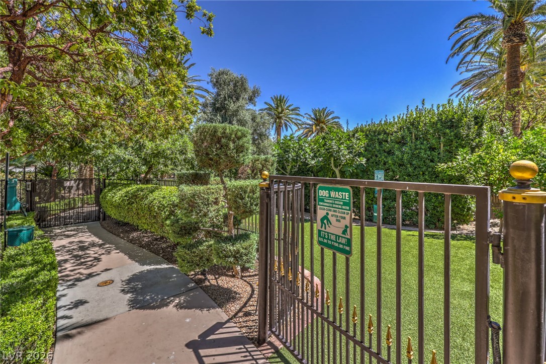 9101 Alta Drive 11 Las Vegas NV 89145