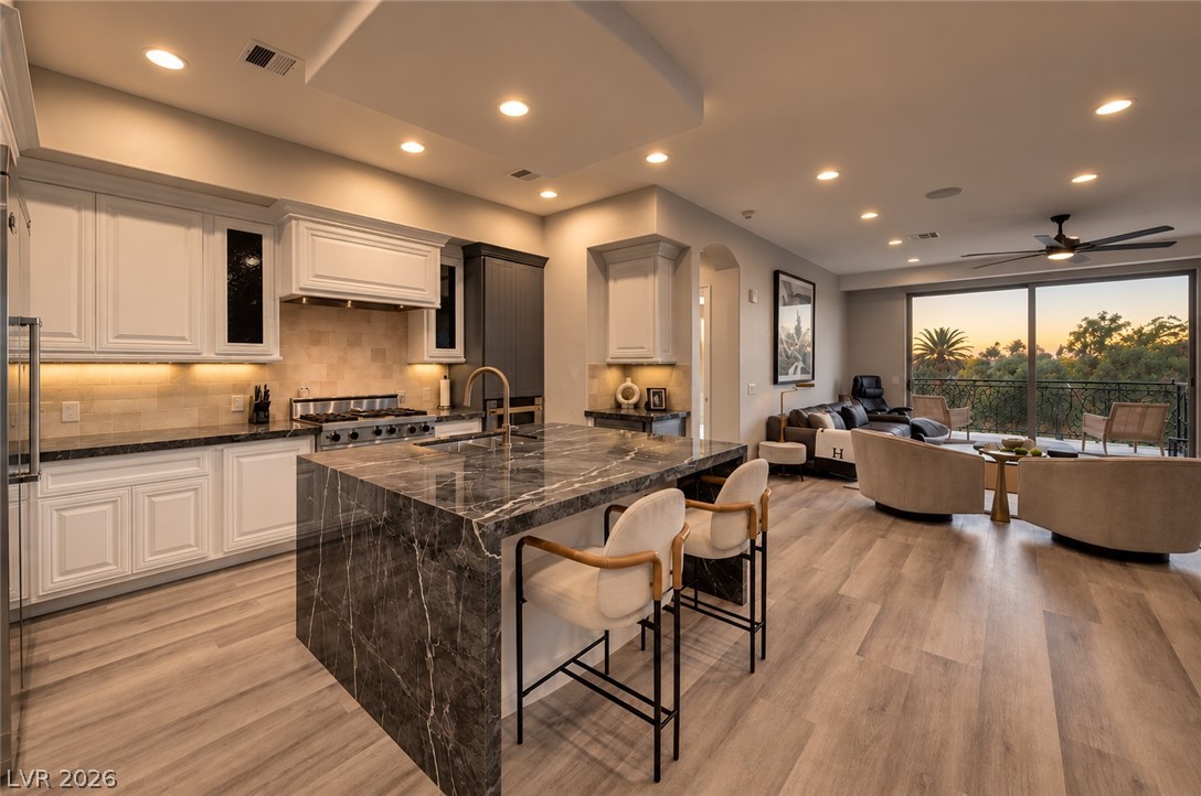 9101 Alta Drive 11 Las Vegas NV 89145