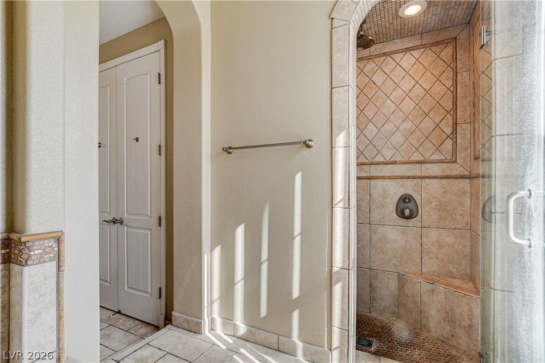 32 Via Vasari 103 Henderson NV 89011